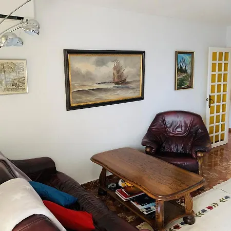Frontline Appartement *